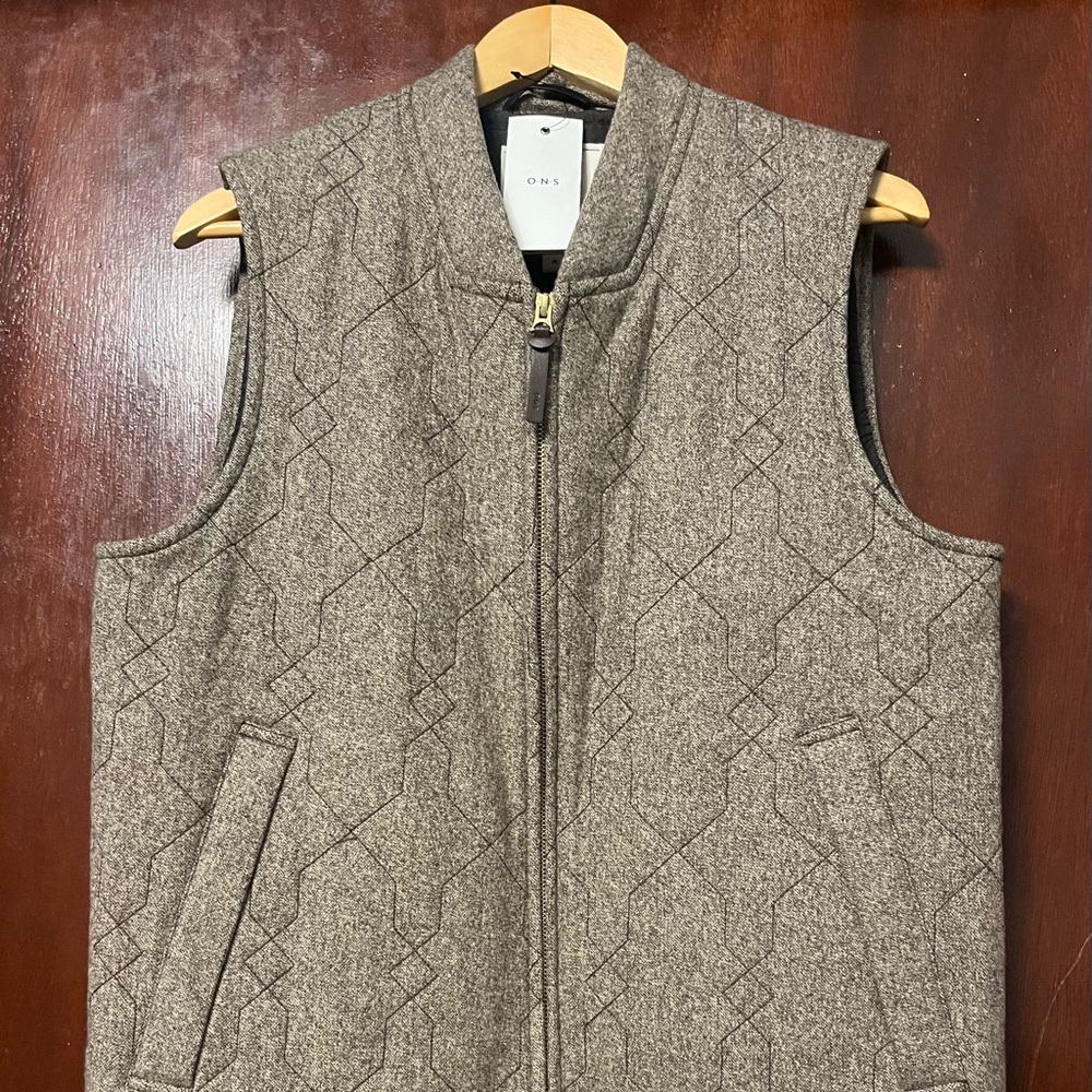 Men’s ONS Brown Vest